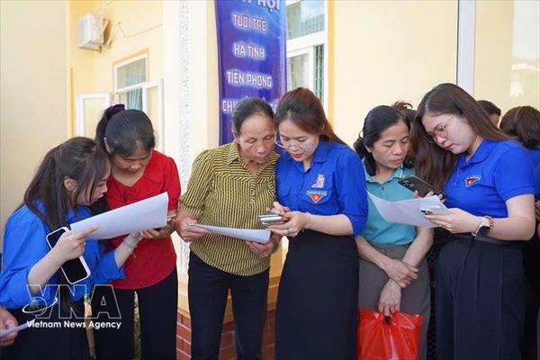 Jóvenes vietnamitas reafirman su rol en transformación digital