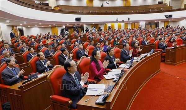 ກອງ​ປະ​ຊຸມ​ຄັ້ງ​ທີ 2 ຂອງ​ສູນ​ກາງ​ພັກ ຕັດສິນຫຼາຍເນື້ອໃນທີ່ມີຄວາມສຳຄັນເປັນພິເສດ