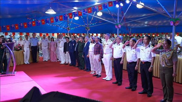 Củng cố và tăng cường quan hệ hữu nghị, hợp tác giữa hải quân Việt Nam -Australia