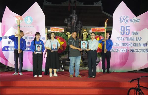 Tháng Thanh niên 2026: Xoa dịu nỗi đau qua từng tấm di ảnh tri ân