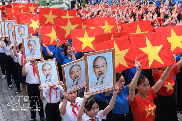 La jeunesse avec lavenir du pays