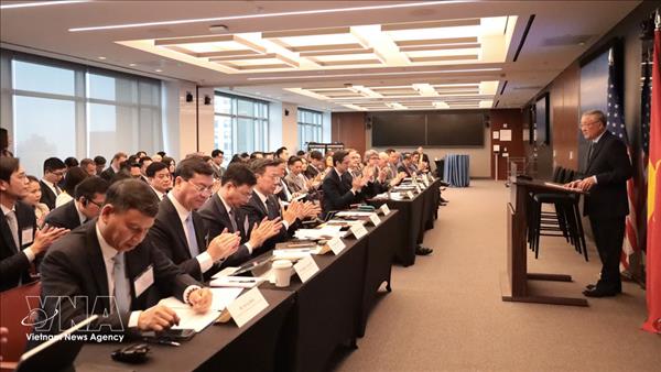 Le Vietnam renforce la coopération financière internationale aux États-Unis