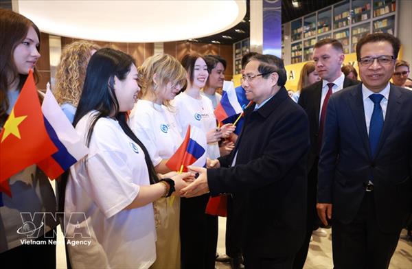 Prime Minister Pham Minh Chinh visits leading Russian university