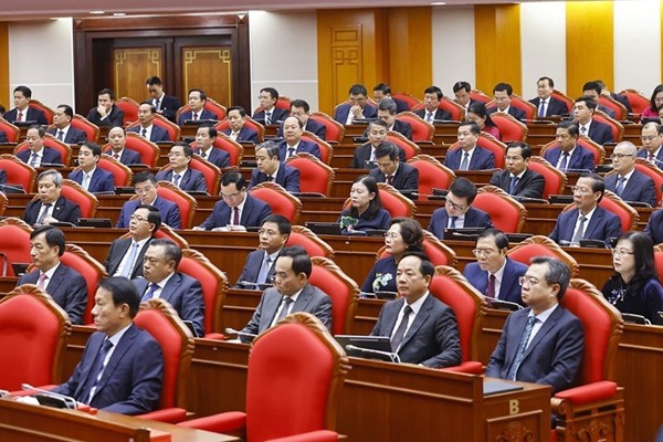 2nd meeting of 14th Party Central Committee opens