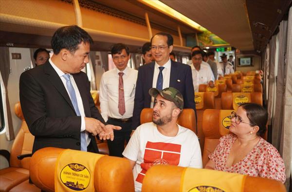 Heritage rail journey brings new identity to central Vietnam tourism