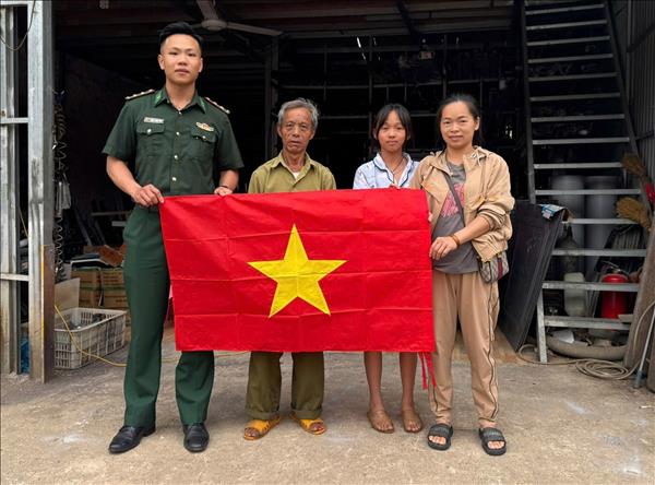 Người cán bộ trẻ thắp lửa ước mơ nơi miền biên viễn