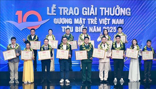 Vinh danh 9 Gương mặt trẻ Việt Nam tiêu biểu năm 2025