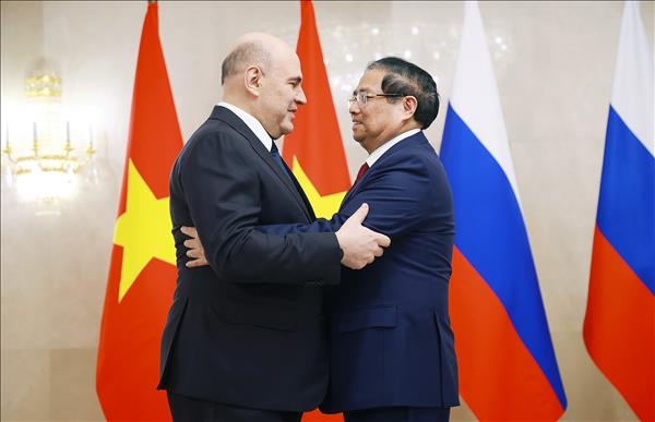 Primer ministro de Vietnam concluye con éxito visita oficial a Rusia