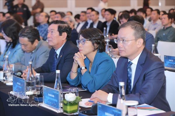 Le Sommet vietnamien sur le sport explore des pistes pour façonner une nouvelle économie