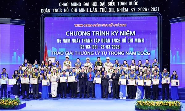 호찌민 공산 청년단 창립 95주년 기념식 개최