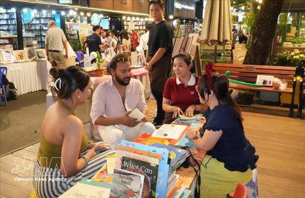 Ho Chi Minh-Ville : Ouverture de la 4e édition de la Fête du Livre et de la culture nocturne