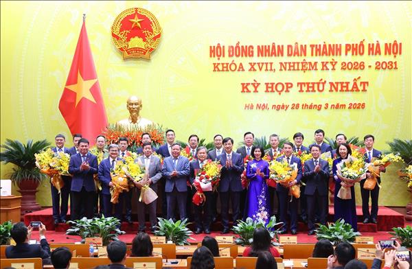 Hà Nội thông qua loạt quyết sách mở đường nhiệm kỳ mới