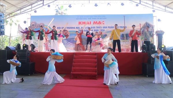 Thúc đẩy phát triển du lịch gắn với các giá trị văn hóa, lịch sử đặc sắc