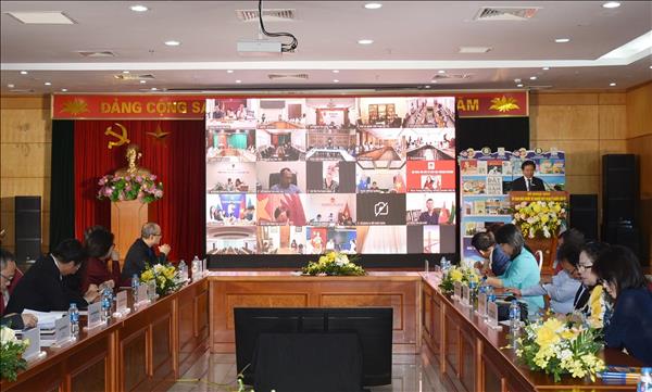 Program launched to honor Vietnamese language, seek overseas ambassadors