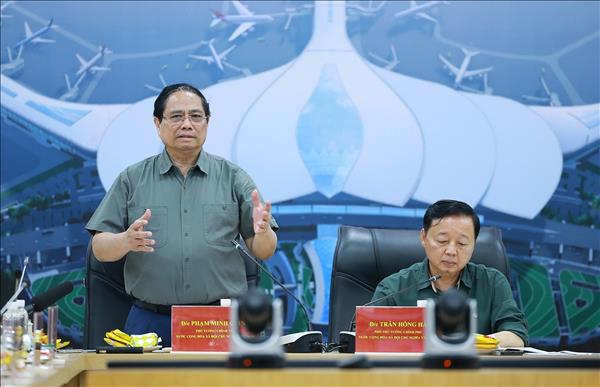 Thủ tướng Phạm Minh Chính: Khai thác thương mại sân bay Long Thành vào cuối năm 2026