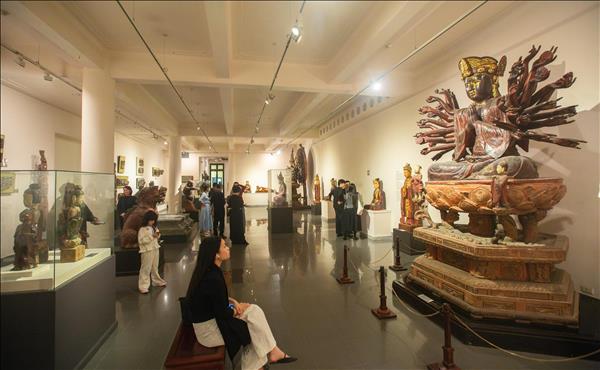 Đêm bảo tàng- Khi nghệ thuật thức giấc dưới ánh đèn đêm