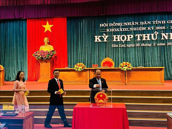 Bầu các chức danh chủ chốt HĐND, UBND tỉnh Gia Lai