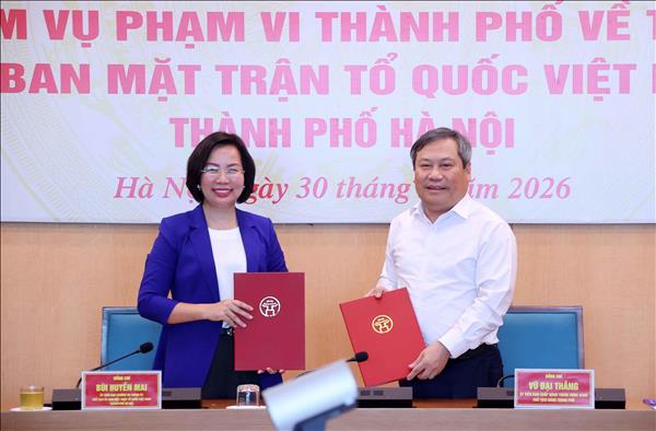 Chuyển giao nguyên trạng 18 hội từ trực thuộc UBND Thành phố về trực thuộc Ủy ban Mặt trận Tổ quốc Việt Nam thành phố Hà Nội