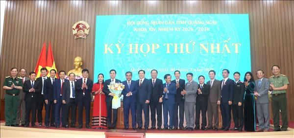 Ông Nguyễn Đức Tuy tiếp tục được bầu làm Chủ tịch HĐND tỉnh Quảng Ngãi khóa XIV