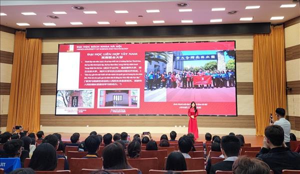 Lan tỏa tinh thần hữu nghị Việt - Trung qua Hành trình đỏ của thế hệ trẻ