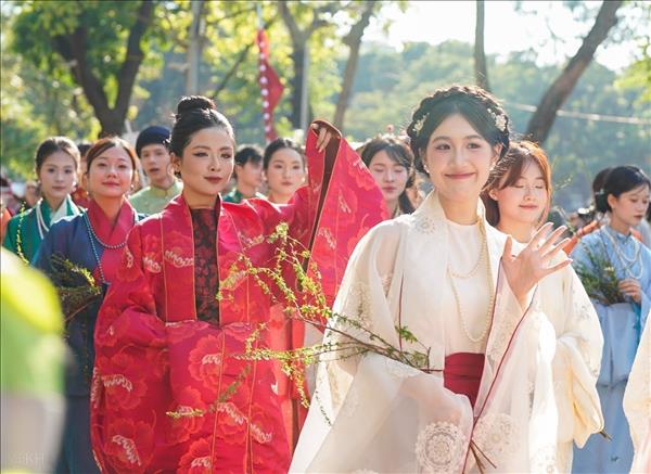 在数字时代 保护与传播越南文化