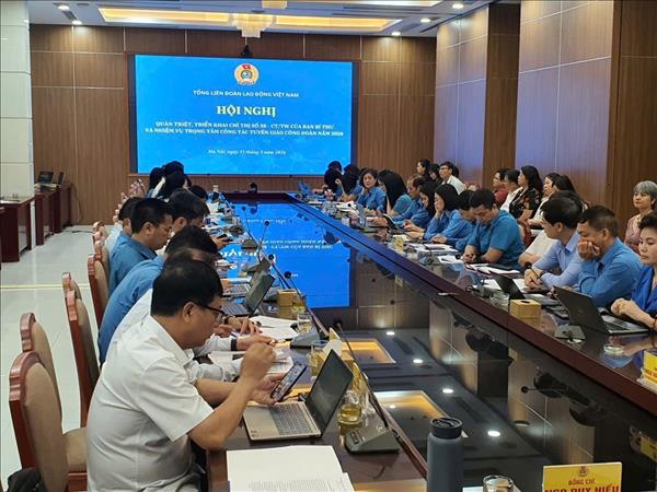 Đổi mới công tác tuyên truyền, giáo dục: Động lực xây dựng giai cấp công nhân hiện đại