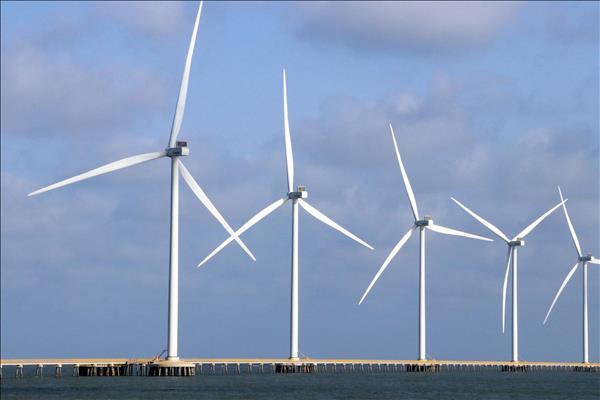 Vinh Long Boosts Renewable Energy to Drive GRDP Growth