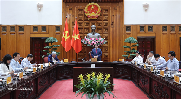 政府总理范明政：立即在宜山建设原油储备库