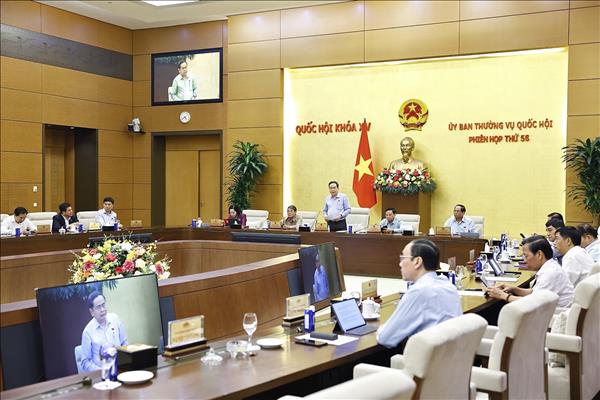 국회 상임위, 제56차 회의 마무리...첫 회기 준비끝