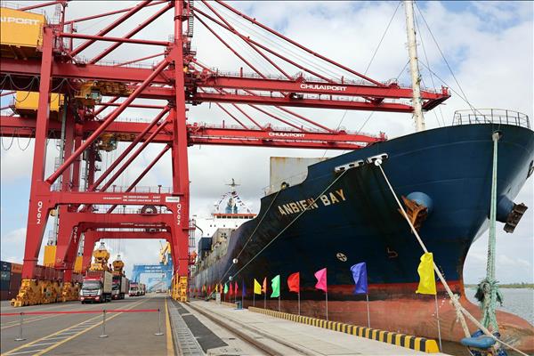 Crecimiento de dos dígitos: oportunidad y reto para Vietnam