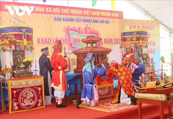 ពិធីរំលឹកវិញ្ញាណក្ខន្ធយុទ្ធជនហ័ងសារ រំលឹកដល់ក្រុមវីរៈជនការពារសមុទ្រ