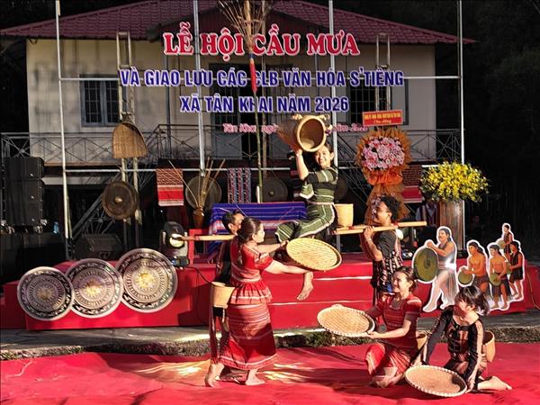 Phục dựng Lễ hội Cầu mưa của dân tộc Stiêng