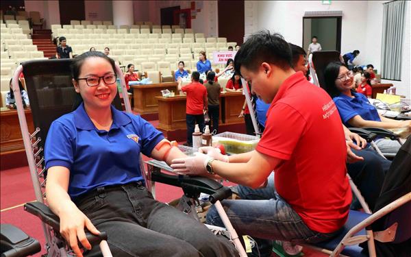 Ngày toàn dân hiến máu tình nguyện 7/4: Sẻ chia vì cộng đồng