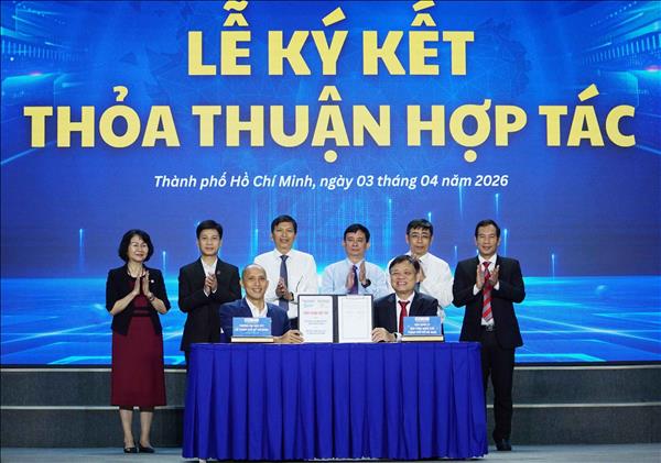 Bồi dưỡng nguồn nhân lực trẻ trong lĩnh vực vi mạch