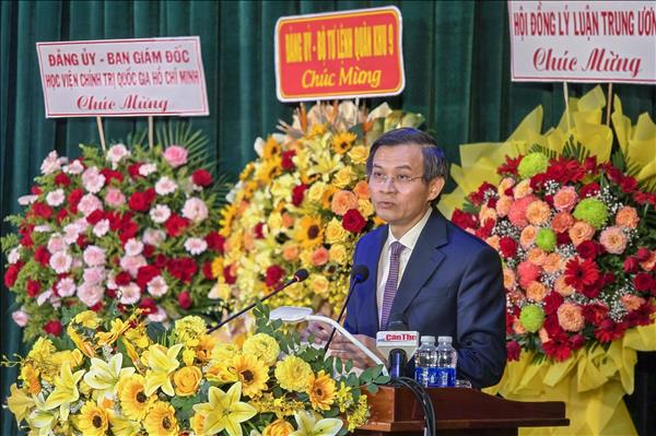 Đổi mới mạnh mẽ công tác đào tạo, bồi dưỡng cán bộ của Đảng