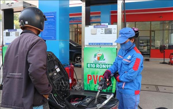 政府の記者会見　「国内燃料供給は４月末まで確保」