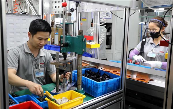 Chính phủ thông qua chính sách của Luật Công nghiệp trọng điểm