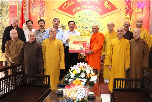 បងប្អូនជនជាតិ ខ្មែរ ចូលរួមចំណែកយ៉ាងសកម្មក្នុងការអភិវឌ្ឍសេដ្ឋកិច្ច និងសង្គមនៅមូលដ្ឋាន