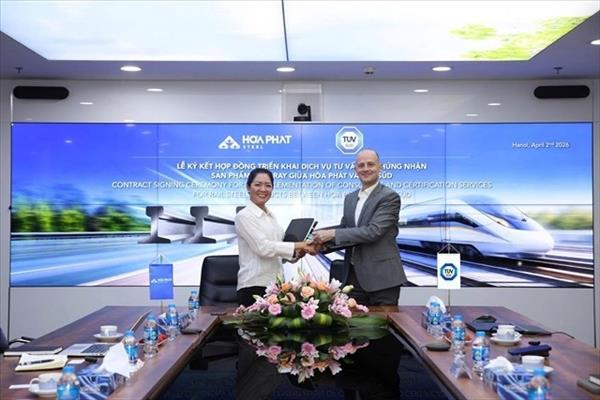 Hoa Phat sassocie à TÜV SÜD pour certifier la qualité de ses rails