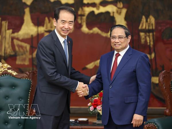 Le Premier ministre Pham Minh Chinh reçoit lambassadeur de Chine au Vietnam