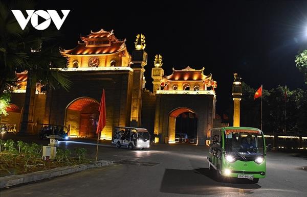 「ギアリン山の聖なる夜」の観光ツアー 源流に触れる旅