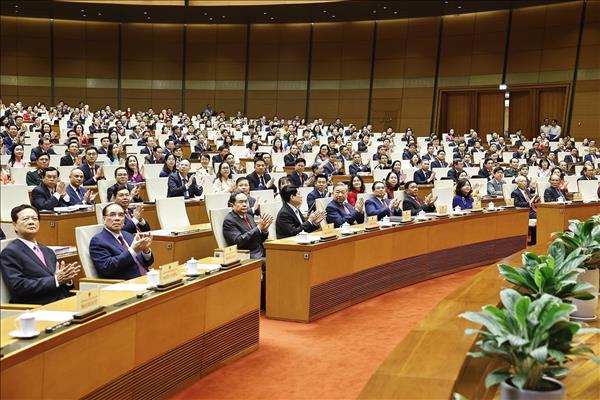 16th National Assembly convenes first session