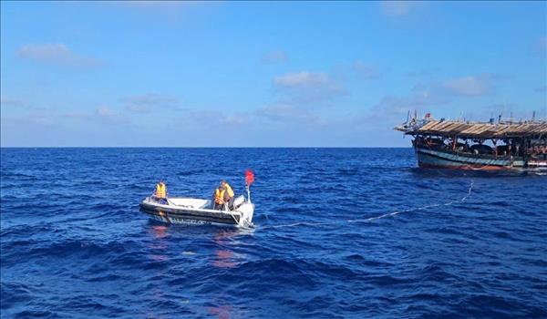 Kịp thời cứu kéo tàu cá Quảng Ngãi cùng 36 ngư dân gặp nạn trên biển