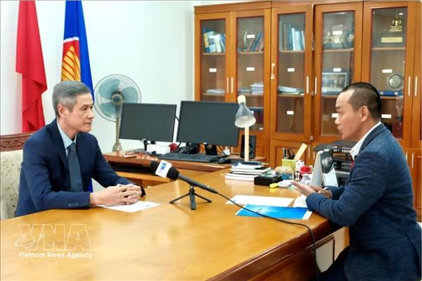 越柬两国对双边关系在新时期实现全面突破发展充满信心