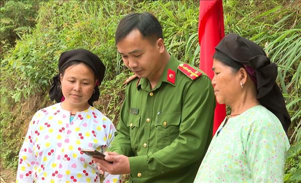 Vượt khó để chuyển đổi số lan tỏa thiết thực ở cơ sở