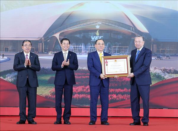 ‘빈그룹 팜 녓 브엉 회장, 동남아시아 최고 부자