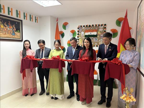 Ra mắt Góc Ấn Độ thúc đẩy giao lưu học thuật Việt Nam – Ấn Độ