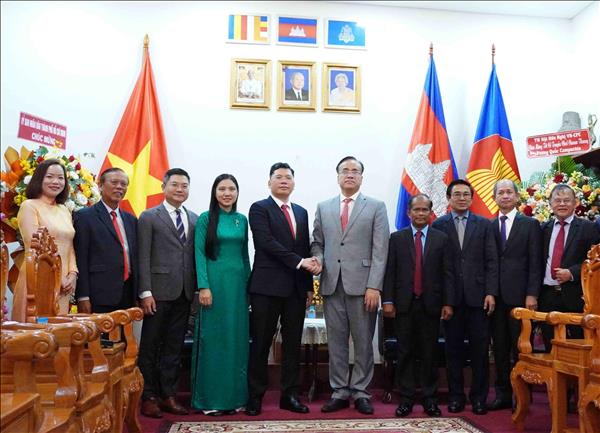 Gắn kết quan hệ hợp tác tốt đẹp giữa Thành phố Hồ Chí Minh và Campuchia