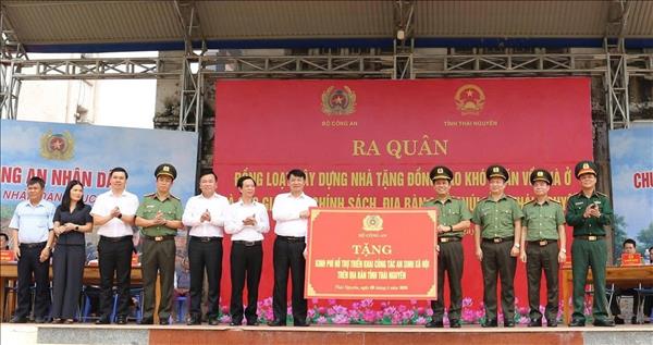 Xây nhà cho người khó khăn, gia đình chính sách ở miền núi tỉnh Thái Nguyên