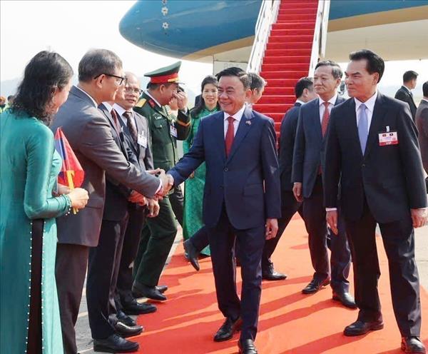 Permanent member of Party Central Committees Secretariat begins official visits to Laos, Cambodia